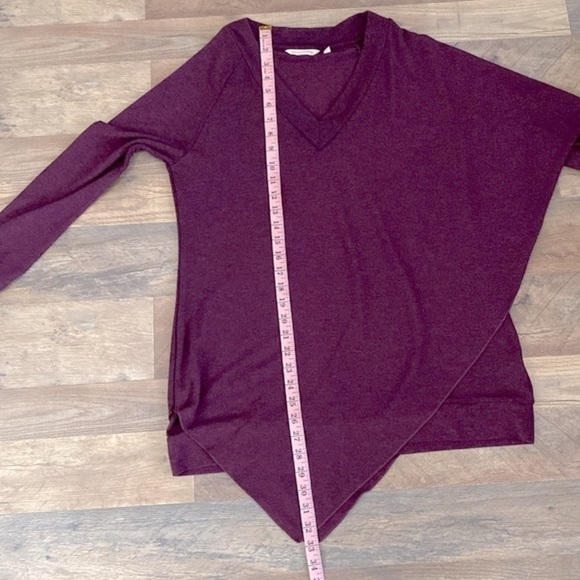 Soft Surroundings Long Sleeve V Neck Asymmetrical Sweater Size S - Picture 13 of 13